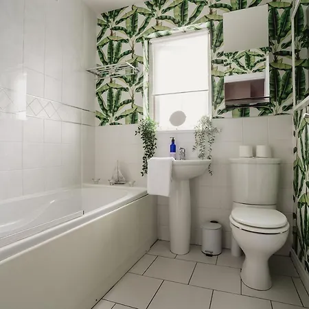 Central Belfast Apartments Unique Retreat Экстерьер фото